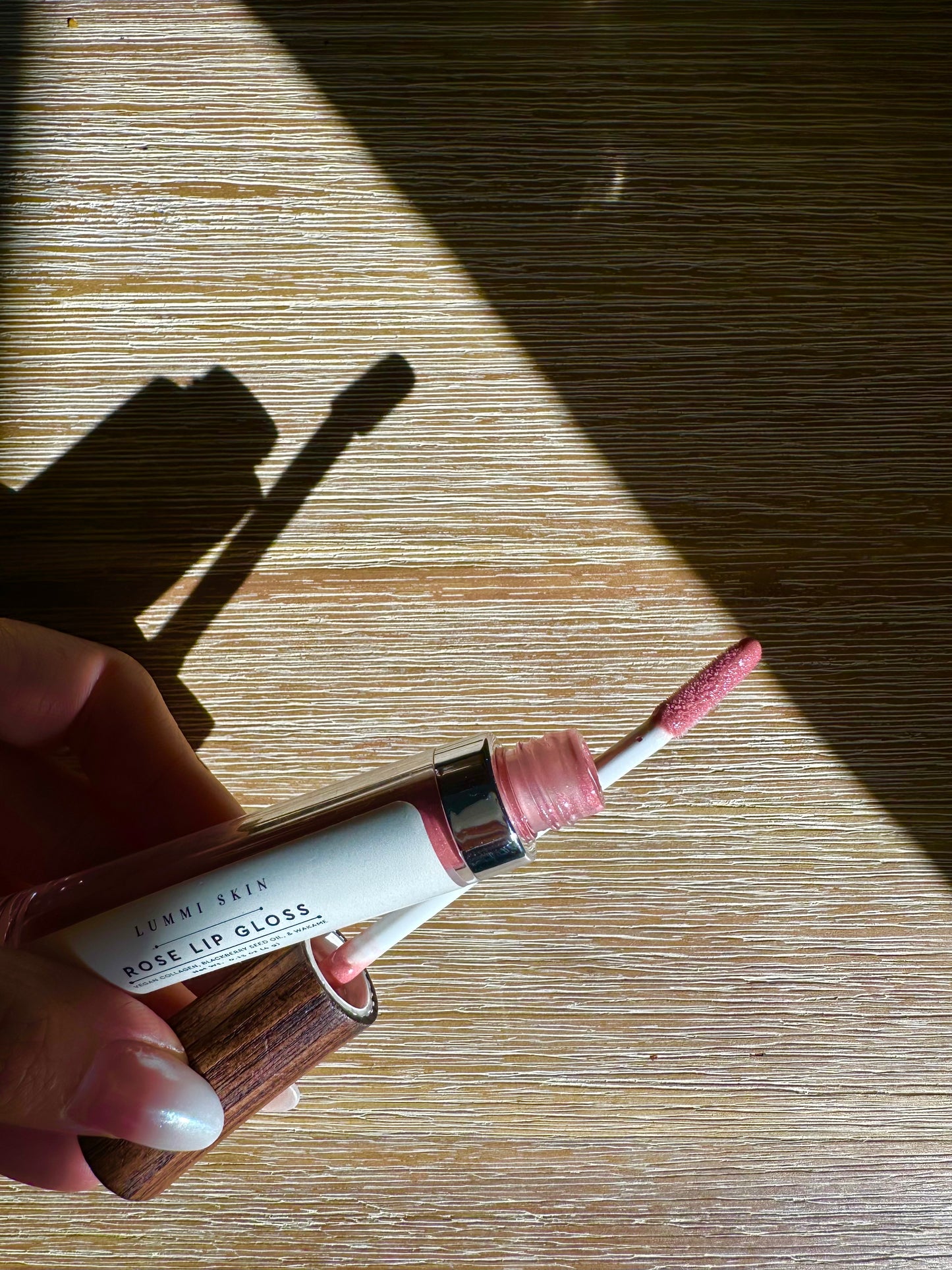 LIP GLOSS (GRADUAL PLUMPING – Champagne)